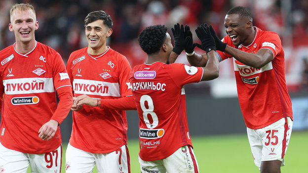 Даниил Денисов, Пабло Солари, Маркиньос и Кристофер Мартинс. Футболисты «Спартака» Даниил Денисов, Пабло Солари, Маркиньос и Кристофер Мартинс