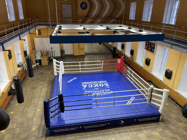 Зал бокса на втором этаже Нового дома Кабинета. Зал бокса на втором этаже Нового дома Кабинета