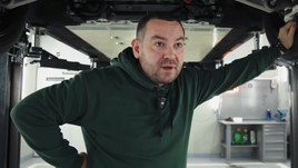 Парень присел 2000 раз, пытаясь побить рекорд Давидыча. Теперь в больнице — с убитыми почками