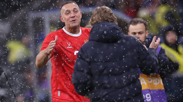 Артем Дзюба и Валерий Карпин.