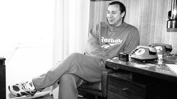 Олег Романцев. Тренер сборной России Олег Романцев