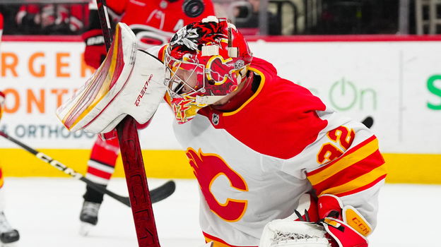 Вратарь «Калгари» Дастин Вульф.