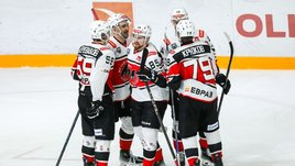 «Кузня» — на первом месте, а за плей-офф устроили дикую зарубу. Как закончилась регулярка OLIMPBET Чемпионата России ВХЛ