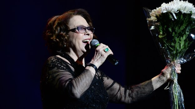 Лариса Голубкина.