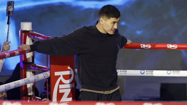 Дмитрий Бивол. Боксер Дмитрий Бивол