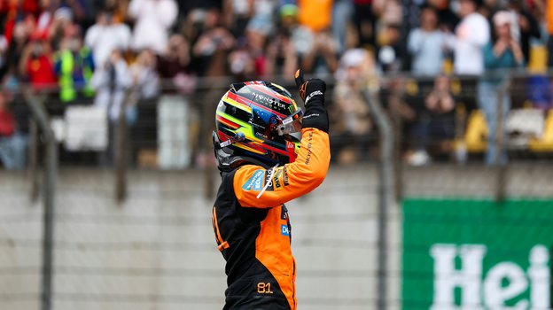 Гонщик «Макларена» Оскар Пиастри.