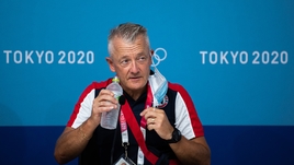 Отцу звездных бегунов грозит шесть лет тюрьмы. Его хотят посадить собственные дети