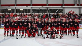 «Спартак» и «Ирбис» — лучшие в регулярке OLIMPBET МХЛ. А кто выиграет Кубок Харламова?