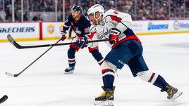 Шесть голов до великого рекорда! Овечкин пробил лучшего вратаря НХЛ и вырвал для «Вашингтона» овертайм