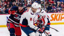 Хоккеист Александр Овечкин в матче «Виннипег» — «Вашингтон» (3:2 ОТ).