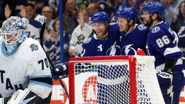 Кучерова невозможно остановить! Он снова отберет у Маккиннона приз лучшему бомбардиру НХЛ?