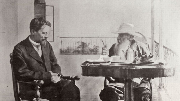 Антон Чехов и Лев Толстой.