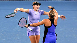 Теннисистки Мирра Андреева и Диана Шнайдер