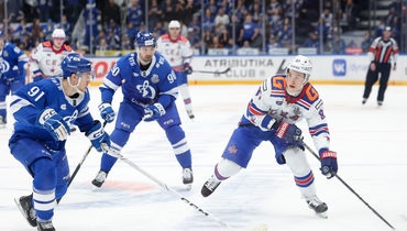 Московское «Динамо» нанесло СКА второе поражение в серии Кубка Гагарина