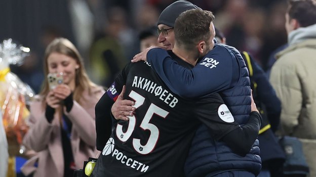 Игорь Акинфеев и Дмитрий Крамаренко.