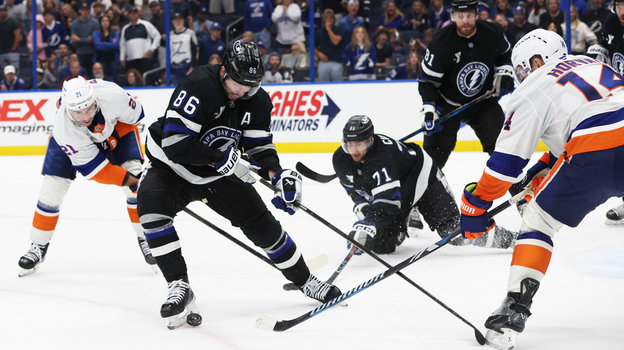 Форвард «Тампы» Никита Кучеров