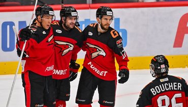 «Авангард» победил «Металлург» в третьем матче серии первого раунда Кубка Гагарина