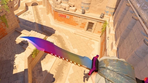 Нож Боуи «Градиент». Стоимость около 40 тысяч рублей.