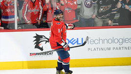 «Не забью столько даже на приставке». Овечкин в пяти голах от рекорда, Гретцки может собираться в путь