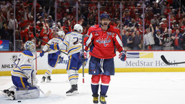 Пять шайб до великого рекорда! Овечкину до Гретцки осталось совсем немного