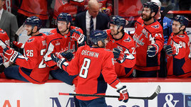 «Вдохнул немного жизни, но вряд ли остался доволен». Американские СМИ обсуждают очередной гол Овечкина на фоне поражения от аутсайдера