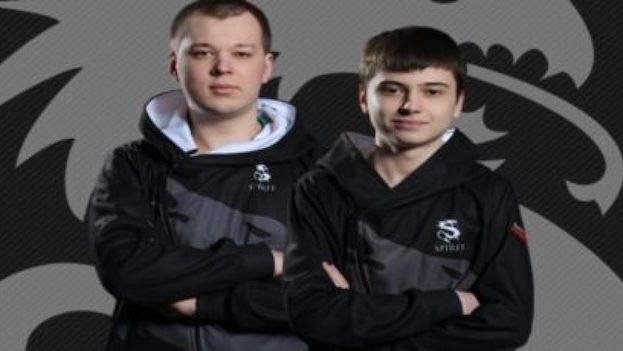 RAMZES666 (справа) во времена игры за Team Spirit.