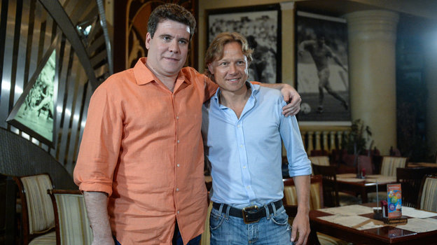 Денис Мацуев и Валерий Карпин. Пианист Денис Мацуев и тренер Валерий Карпин