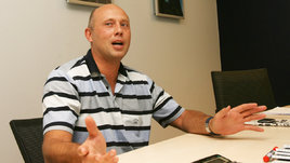 Бывший волейболист Павел Шишкин. 2010 год