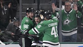 Матч года для российского ветерана: Дадонов сделал хет-трик, хотя до этого не забивал полтора месяца