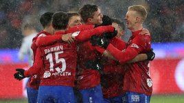Весенняя сказка ЦСКА продолжается — пятая победа подряд. Армейцы обыграли «Динамо» и обошли его в таблице