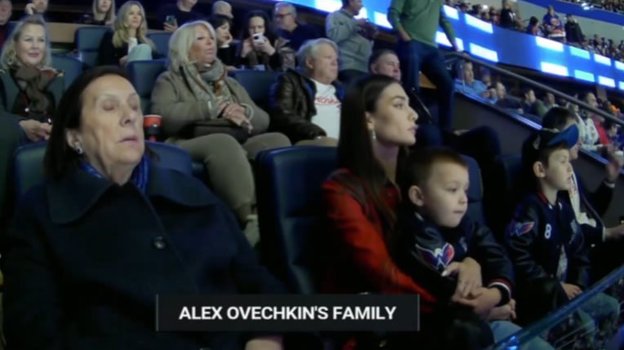 Семья Александра Овечкина на матче «Айлендерс» — «Вашингтон».