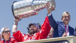 «Он — уникальный». Владелец «Вашингтона» написал эссе про Овечкина — его стоит прочесть