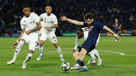 Роскошный гол Хвичи приблизил «ПСЖ» к полуфиналу ЛЧ. Французы без Сафонова обыграли «Астон Виллу»