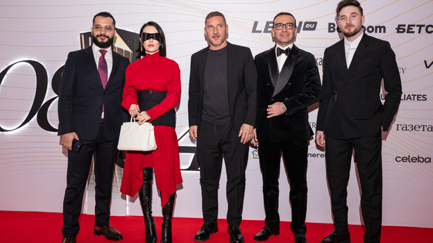 Арам Погосян, Тина Канделаки, Франческо Тотти, Паруйр Шахбазян и Aскер Тхалиджоков на Премии РБ.