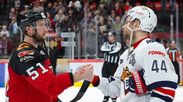 «Металлург» проиграл «Авангарду» в серии первого раунда Кубка Гагарина со счетом 4-2.