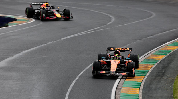 Макс Ферстаппен («Ред Булл», слева) и Ландо Норрис («Макларен»).