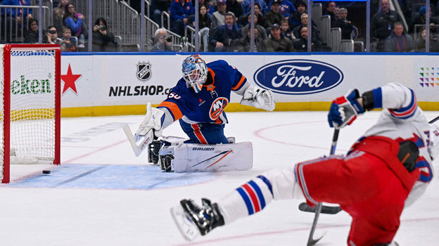 Гол Артемия Панарина в ворота Маркуса Хегберга.