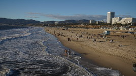 «Убытки на 12 миллионов». Олимпийцев не пустят на самый знаменитый пляж Лос-Анджелеса