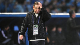 Главный тренер «Шанхай Шэньхуа» Леонид Слуцкий