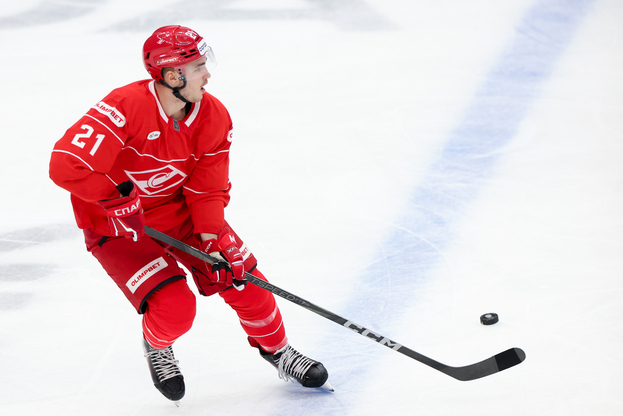 Адам Ружичка.