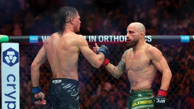 Диего Лопес и Александр Волкановски.