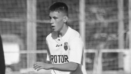 «Проблем со здоровьем у него не было». 16-летний воспитанник «Ротора» умер после тренировки