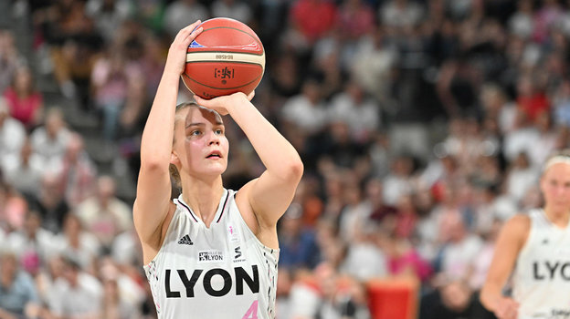 Юсте Йоците.