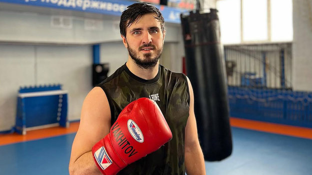 Артем Вахитов.