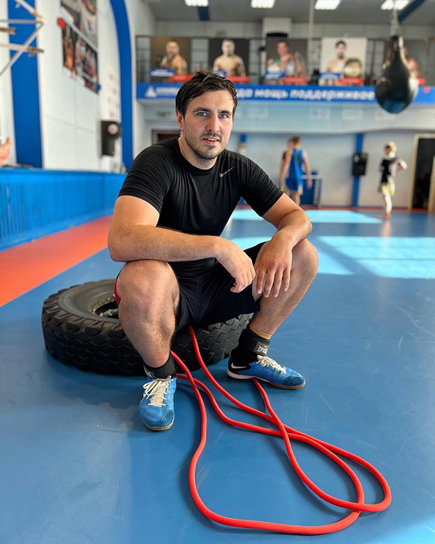 Артем Вахитов.