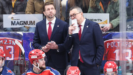 Тренеры ХК ЦСКА Юрий Бабенко и Илья Воробьев