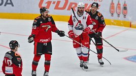 Радулов прибил «Авангард» в овертайме. Ветеран перевернул серию и ведет «Локомотив» к кубку