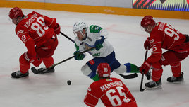 «Салават» засудили? В чем настоящие проблемы команды из Уфы? «Авангард» не спасется? Выводы по дню плей-офф КХЛ