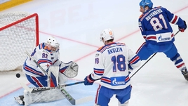 Ротенберг не скучает без плей-офф: забросил девять шайб в выставочном матче СКА