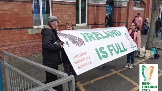 Антимигрантские протесты в Дублине, декабрь 2023 года.